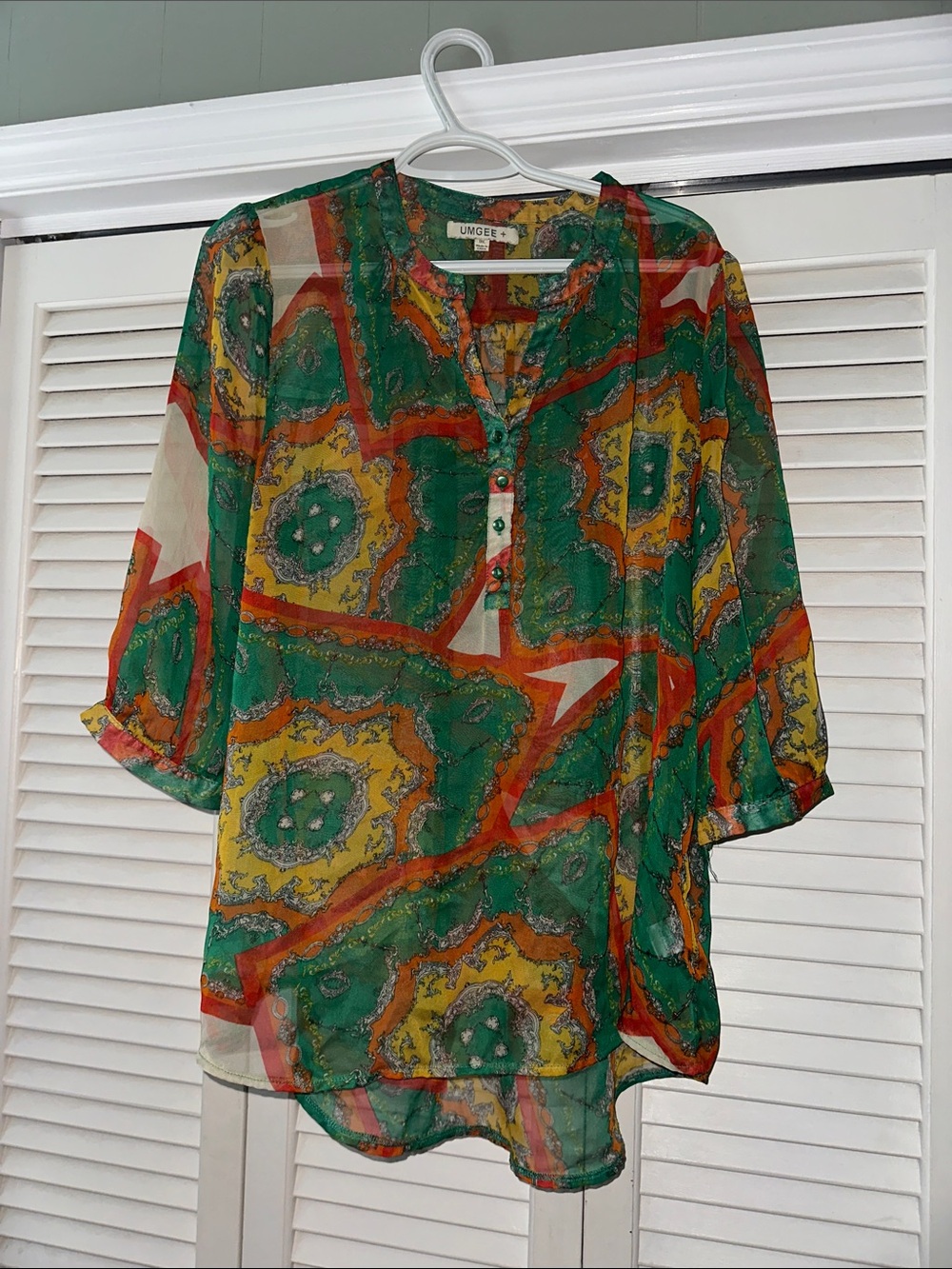 Umgee Sheer Green Paisley-Print Button Front Blouse
